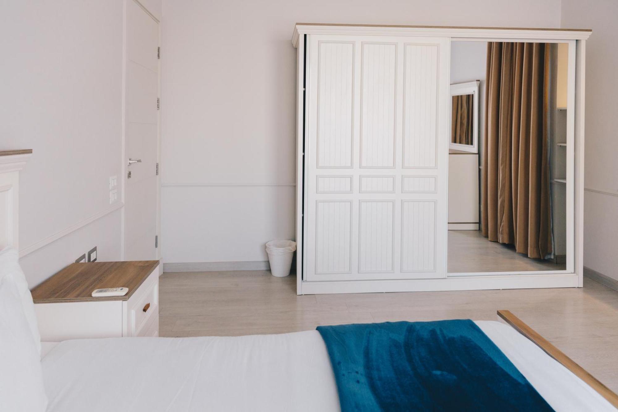 The Suites Near Auc By Elegant Kair Zewnętrze zdjęcie