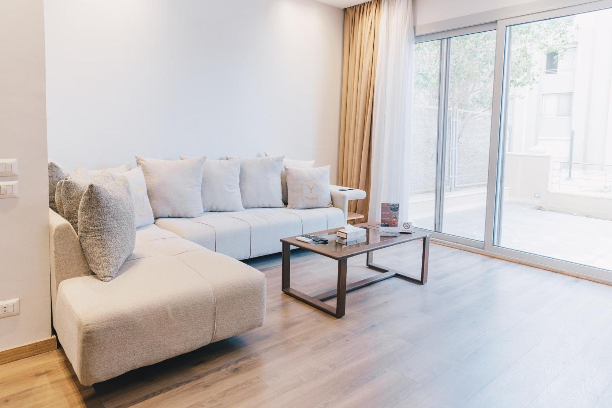 The Suites Near Auc By Elegant Kair Zewnętrze zdjęcie
